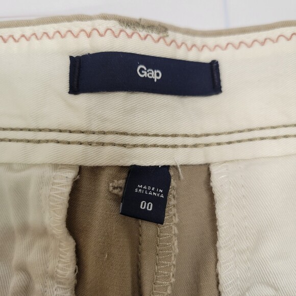 Gap khaki bermuda shorts flat front side stripe size 00 - Picture 4 of 16